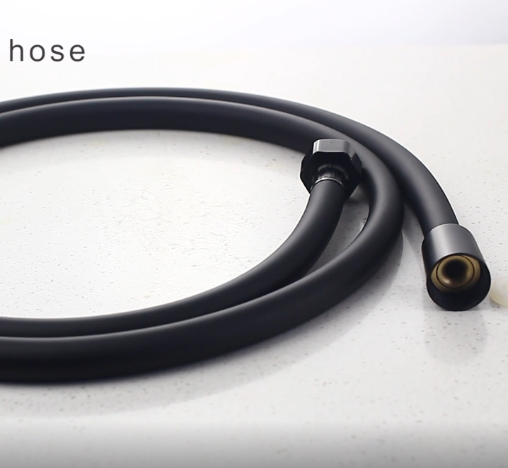 Free Premium Black Hose (1.5m)